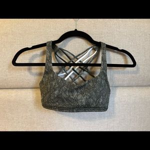 LuluLemon sports bra